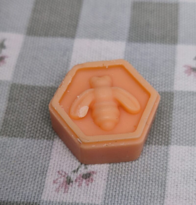 Bees - Wax Melt - Image 3